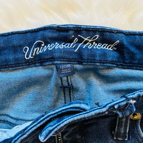 Universal Thread High Rise Skinny - Picture 4 of 7